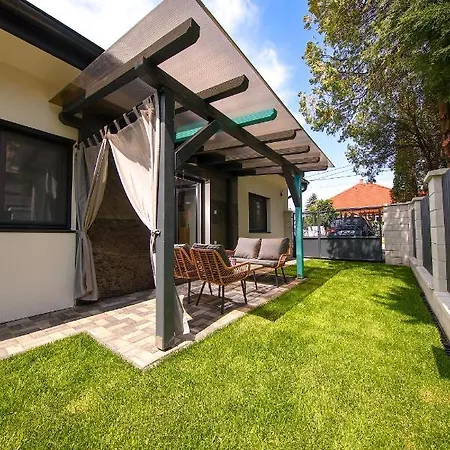 Hori Homes Apartman *