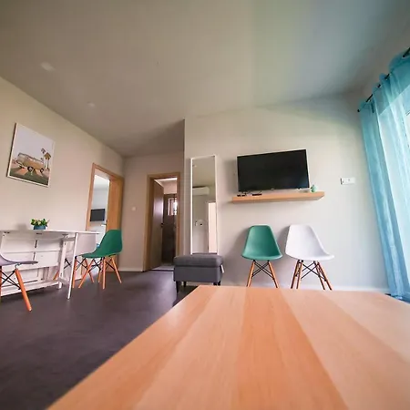 Hori Homes דירה *